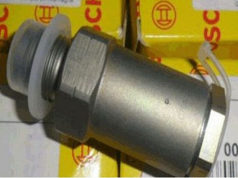 Supapa presiune rampa injectie motor Renault 4120 cmc (poz.12)