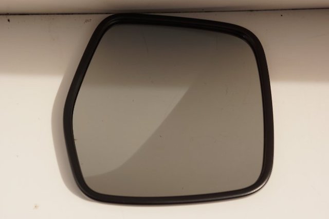 Sticla oglinda Toyota Land Cruiser J9 (poz.87917B)