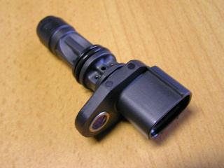 Senzor pozitie ax came (punct mort) motor Nissan 2,5 dci